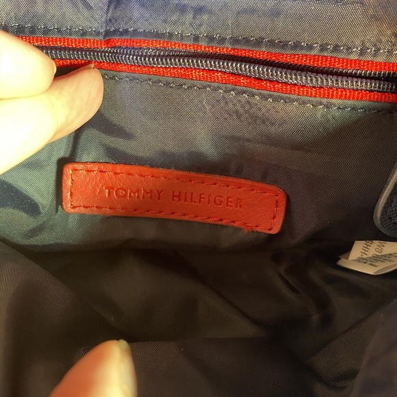 Tommy Hilfiger Blue saffiano leather silver Lock Accent Crossbody Shoulder Bag‎ - Picture 7 of 10